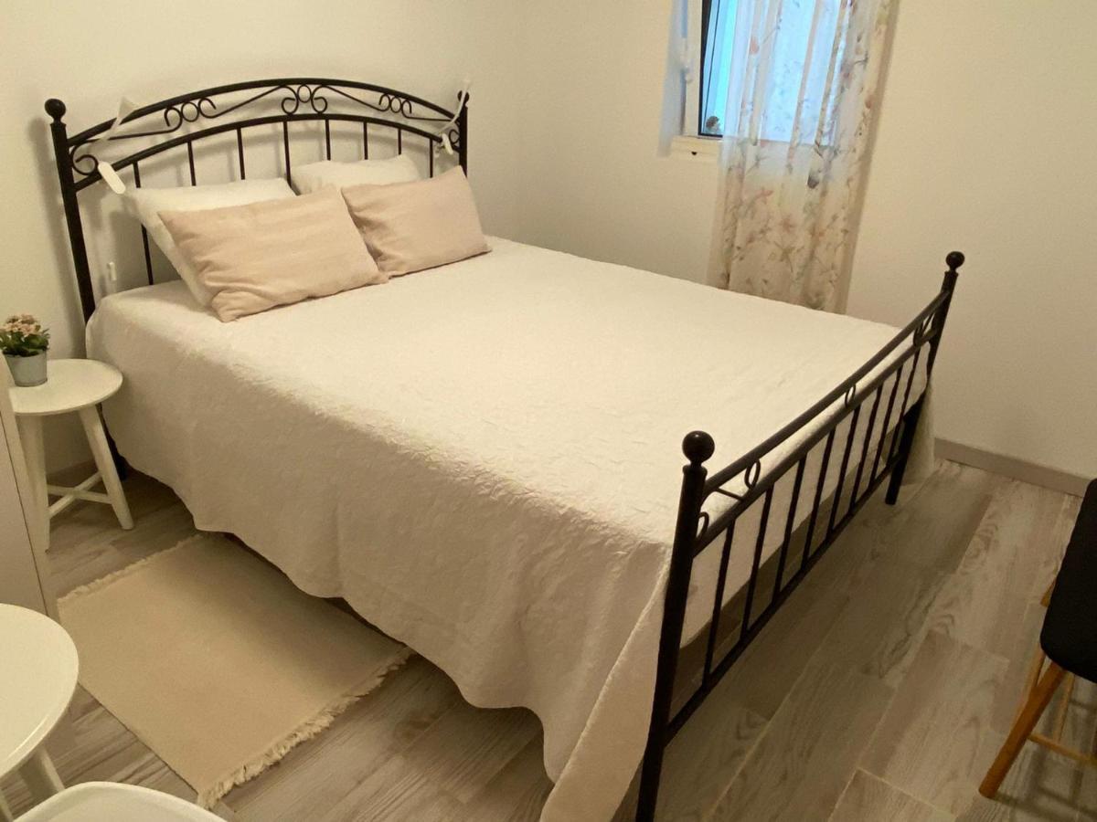 Guest House Altonivel فيانا دو كاستيلو المظهر الخارجي الصورة